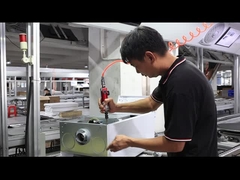 Caldaia a gas a parete sospesa a peso variabile con classificazione di efficienza energetica Tipo di combustibile bilanciato